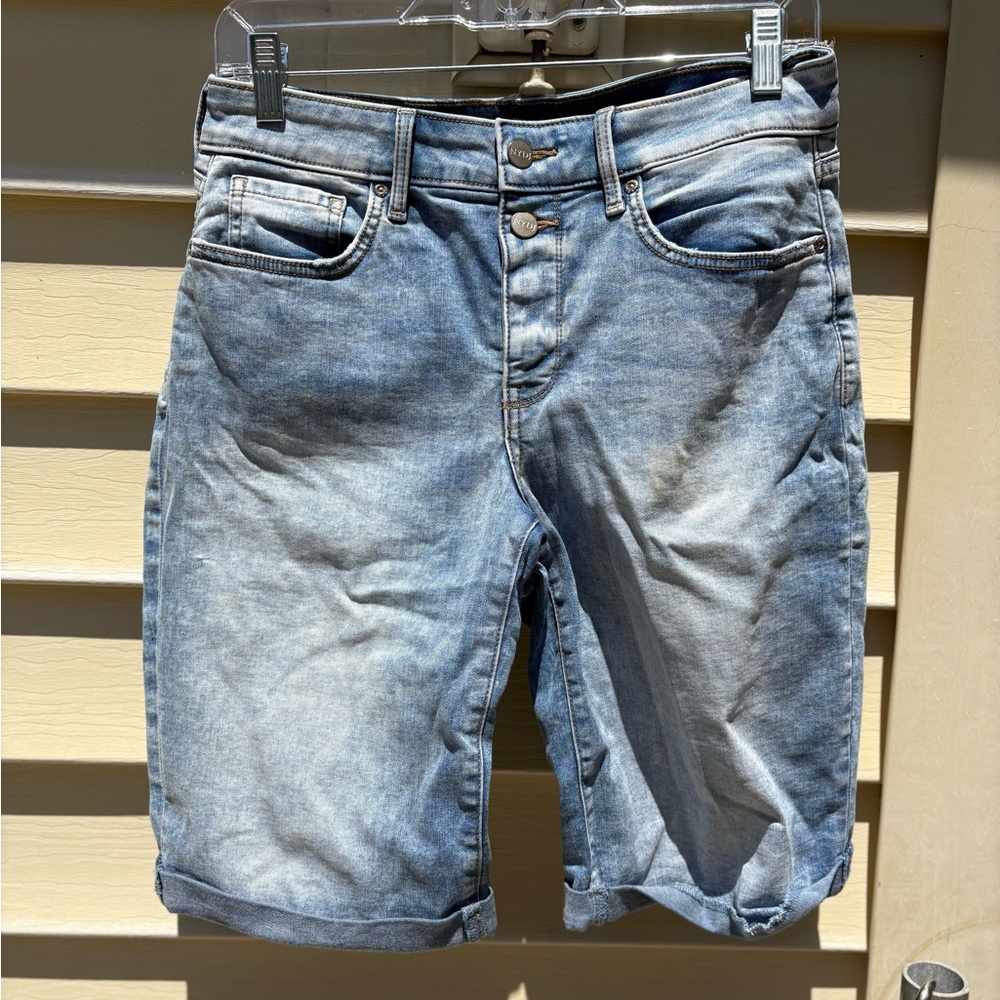 Women’s Stretchy Blue Denim Shorts